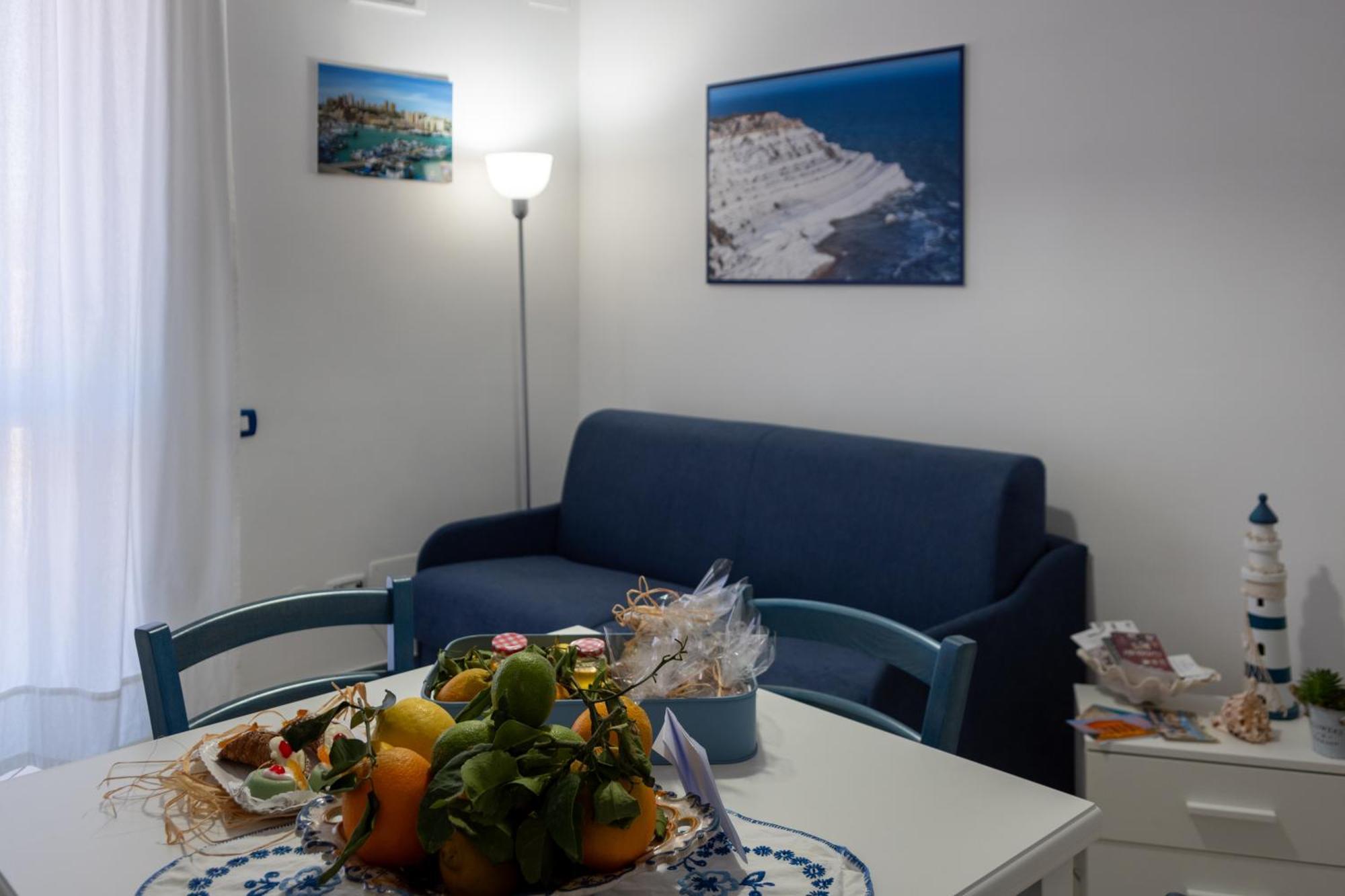 Casa Vacanze La Casetta Di Zinu' Porto Empedocle Esterno foto